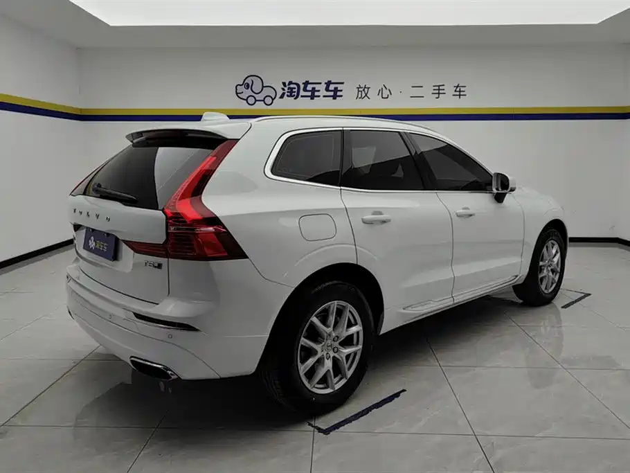 Volvo XC60 2020 — фото 3
