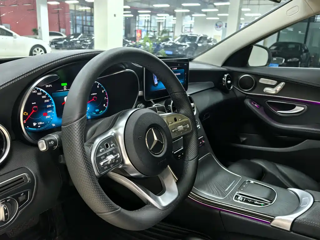 Mercedes-Benz C-Class 2021 — фото 15
