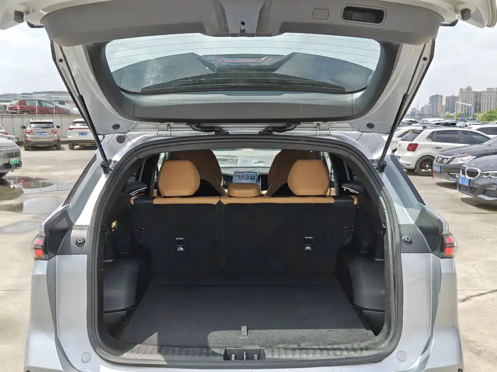 Galaxy L7 2025 — фото 13