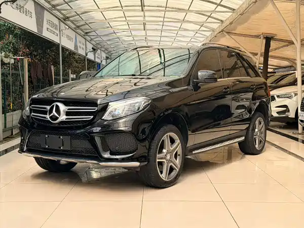 Mercedes-Benz GLE 2016