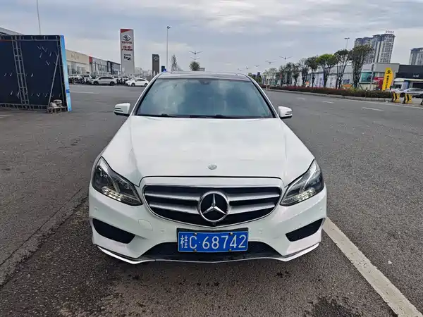 Mercedes-Benz E-Class 2015