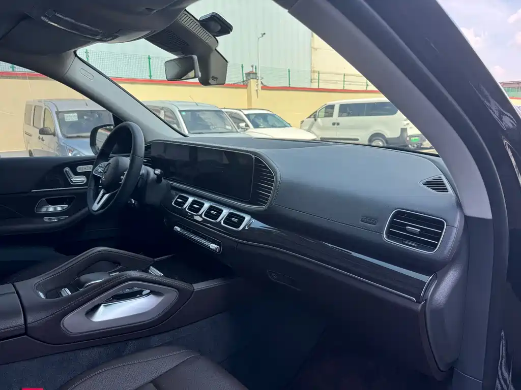 Mercedes-Benz GLE 2020 — фото 14