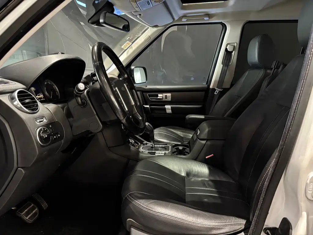 Land Rover Discovery 2013 — фото 7