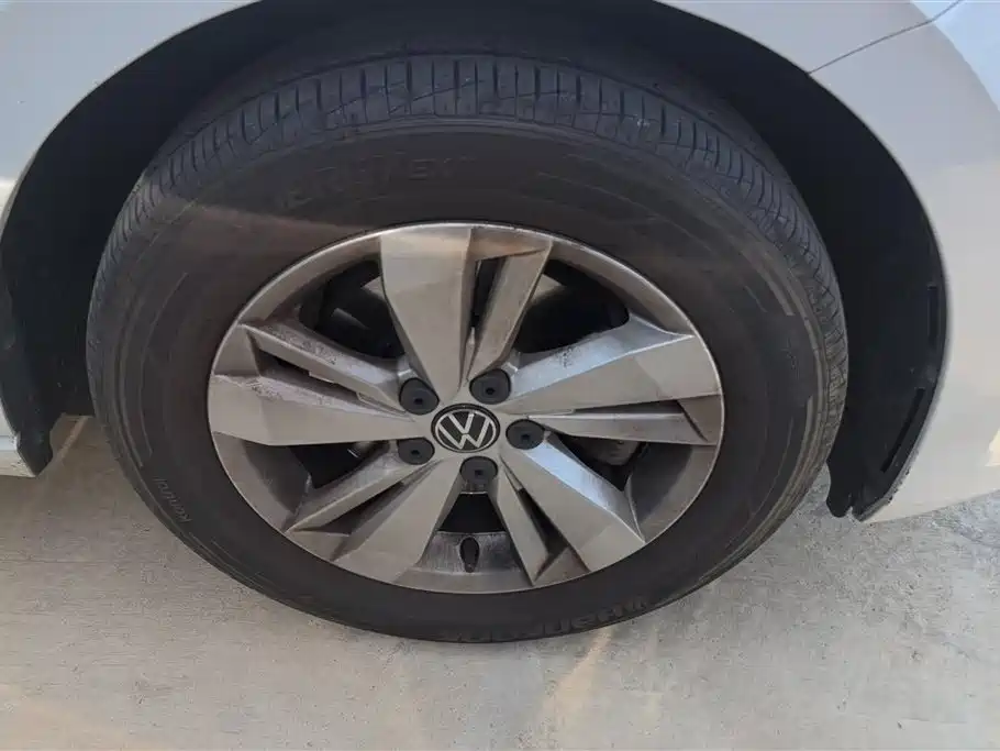 Volkswagen Polo 2021