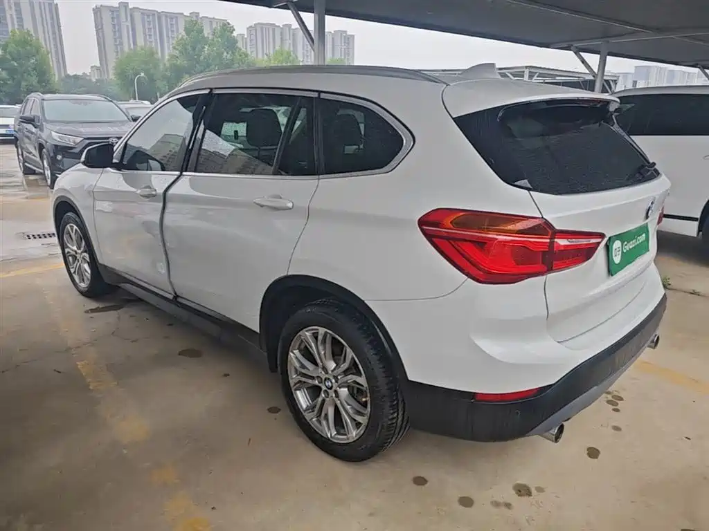 BMW X1 2018 — фото 5