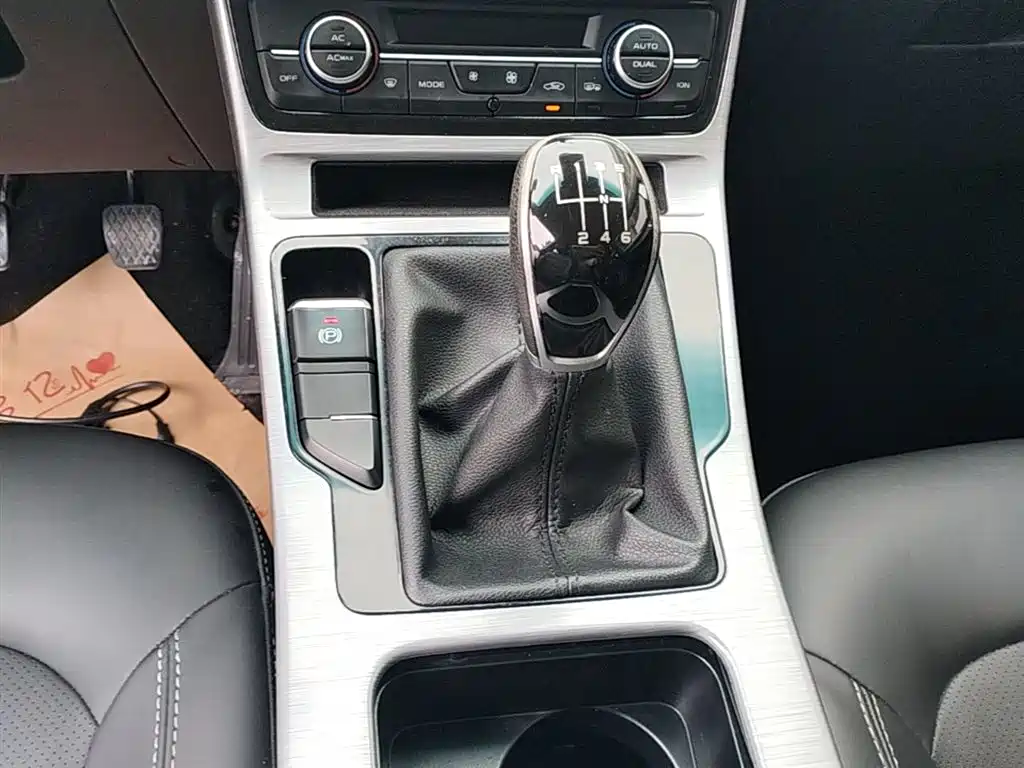 Geely Emgrand GS 2020 — фото 14