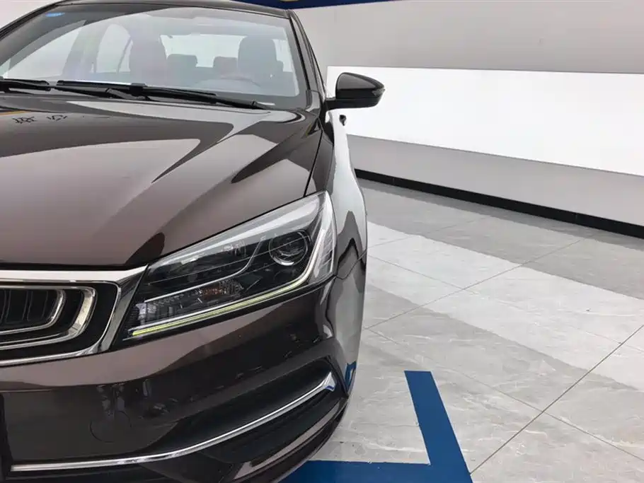 Geely Emgrand 2018