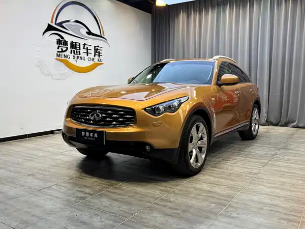 Infiniti FX 2011