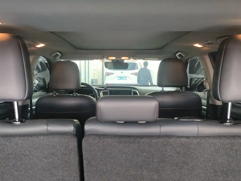Toyota Highlander 2019 — фото 15