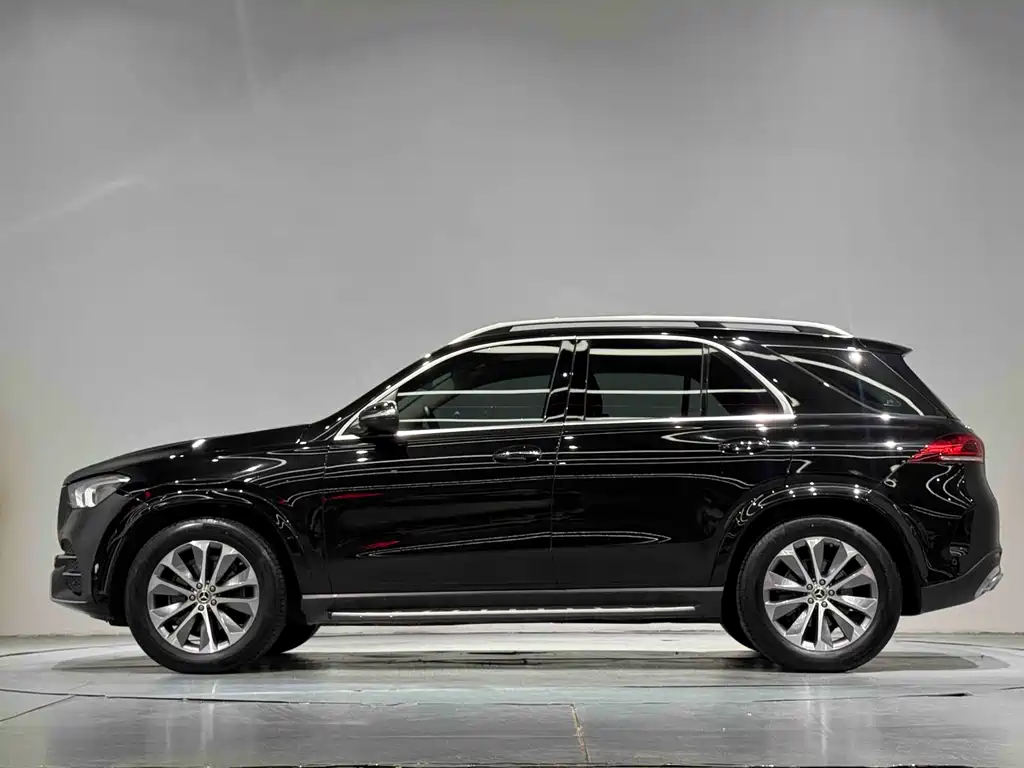 Mercedes-Benz GLE 2023 — фото 15