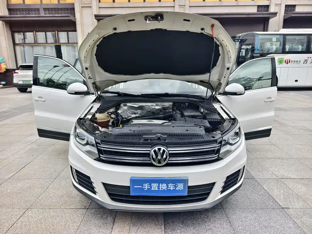 Volkswagen Tiguan 2015 — фото 24