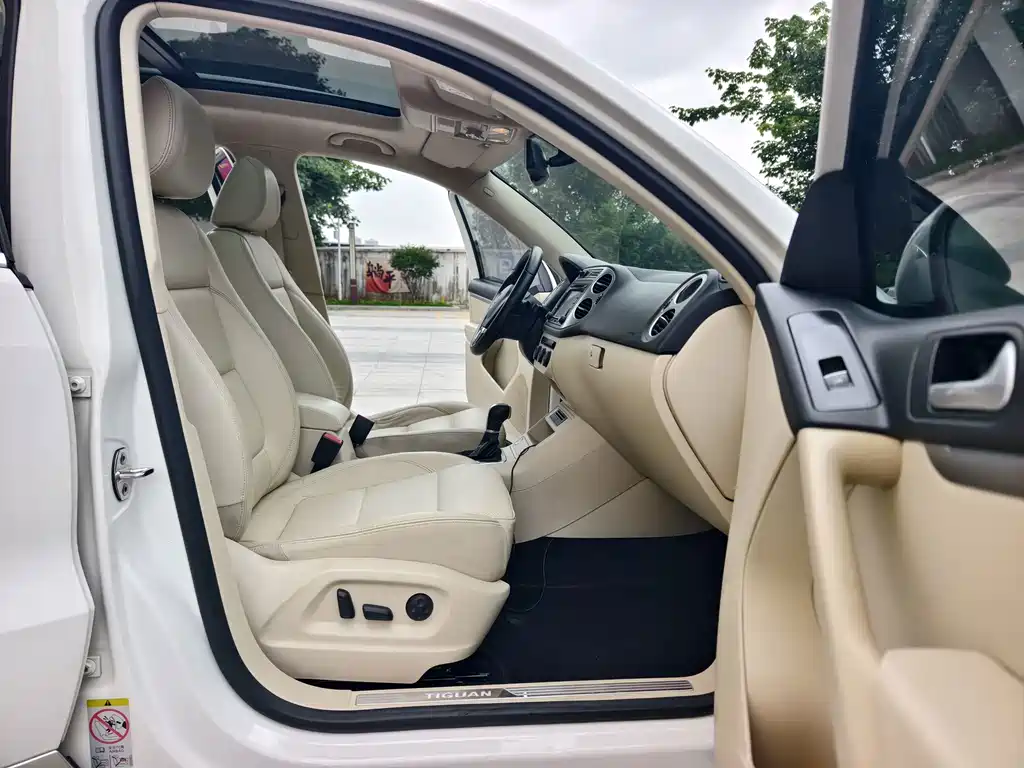 Volkswagen Tiguan 2015 — фото 13