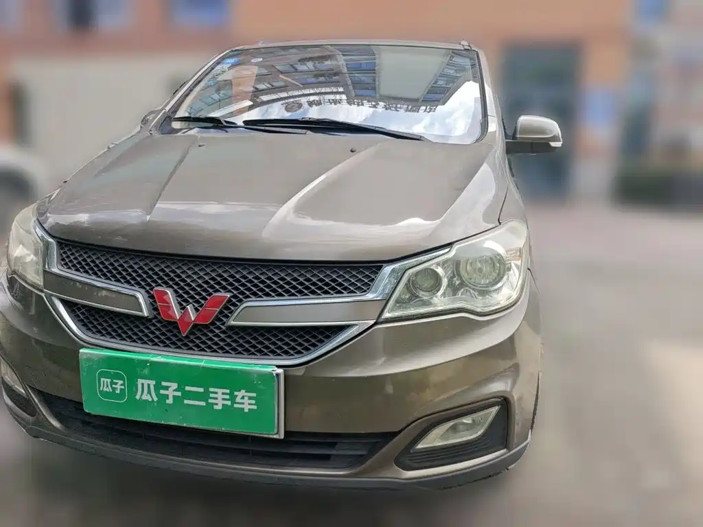 Wuling Hongguang 2016 — фото 24