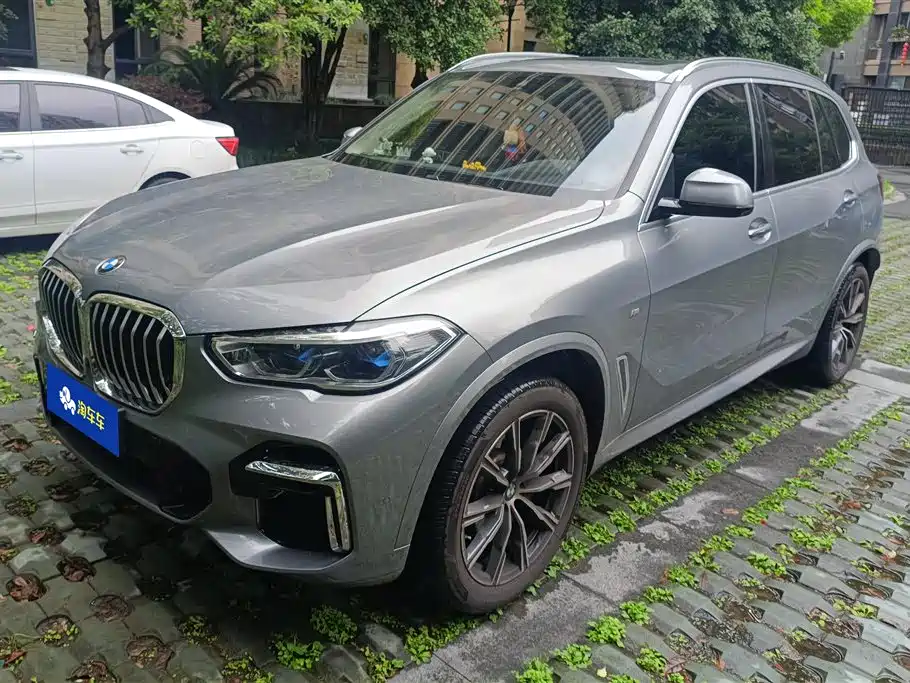 BMW X5 2023
