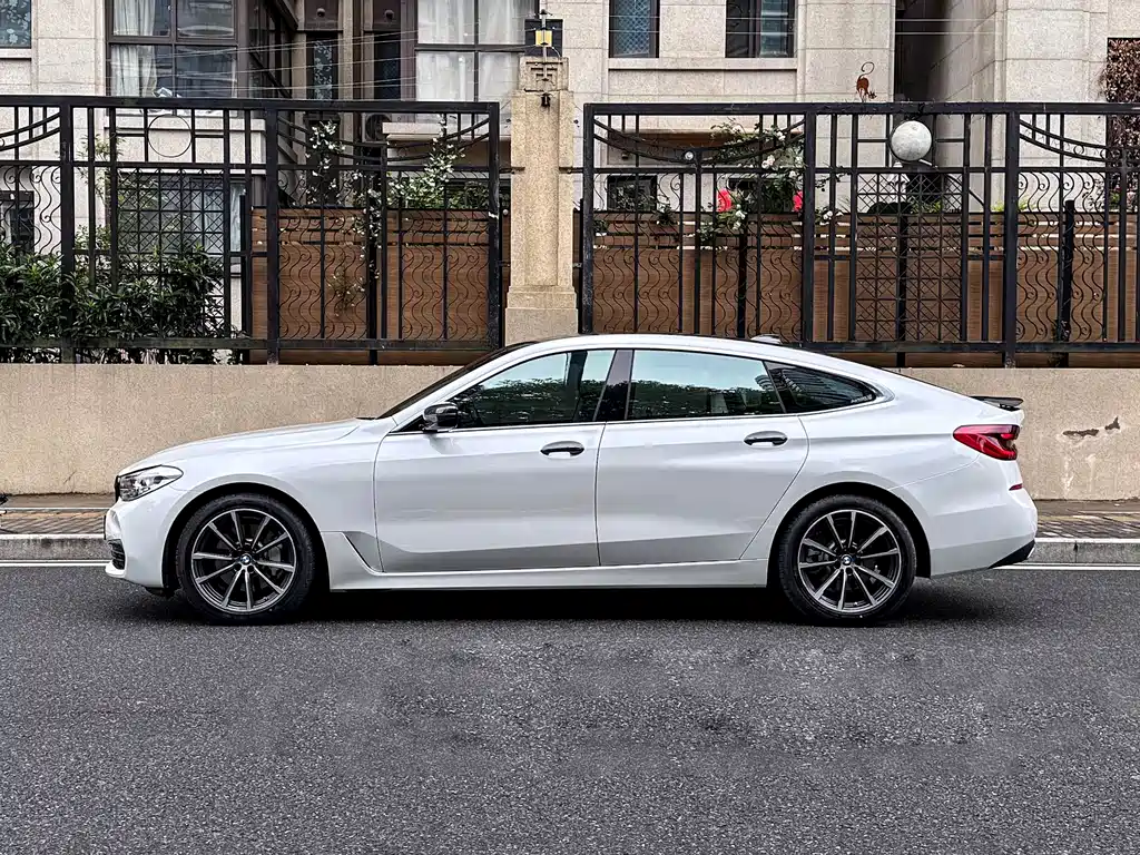 BMW 6 Series GT 2019 — фото 3