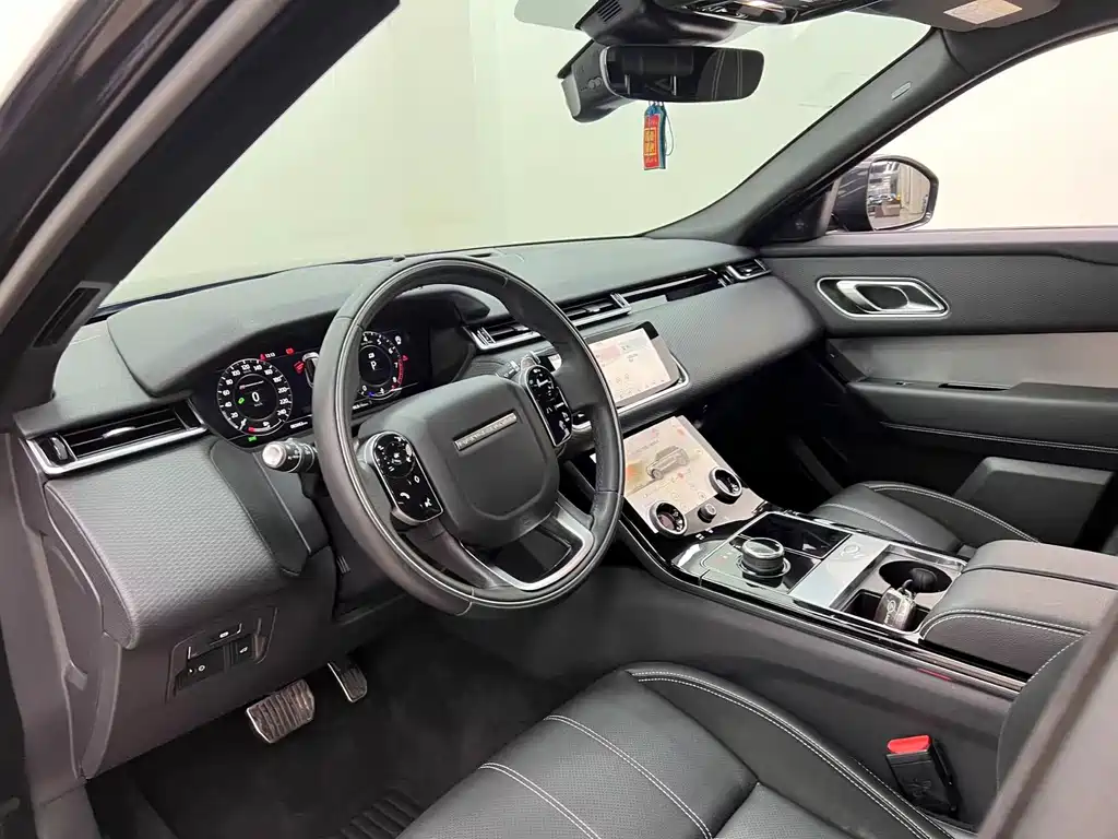 Land Rover Range Rover Velar 2018 — фото 18