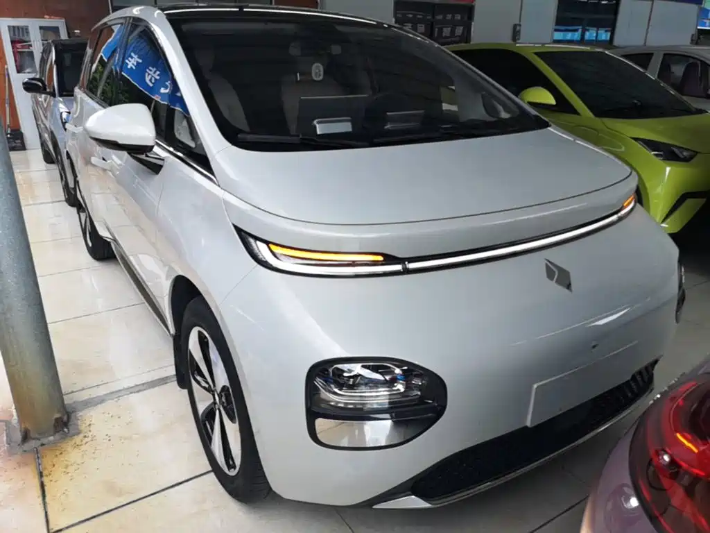 Baojun Clouds 2024
