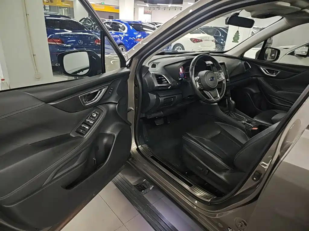 Subaru Forester 2021 — фото 16