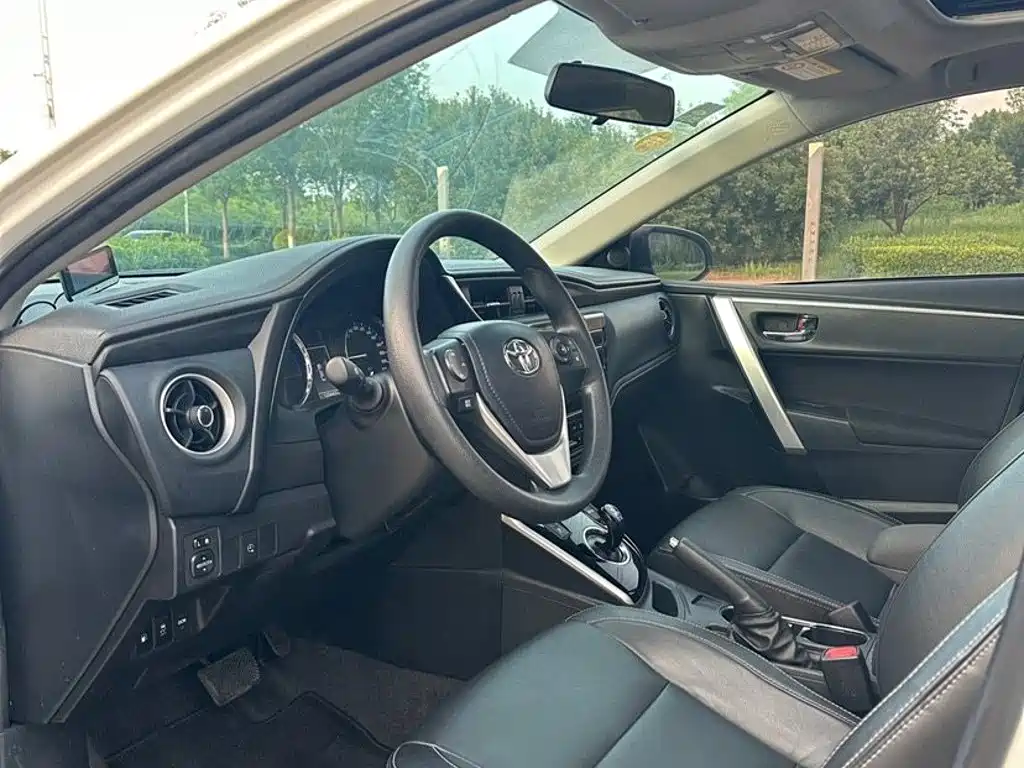 Toyota Corolla Dual Engine E+ 2020 — фото 8