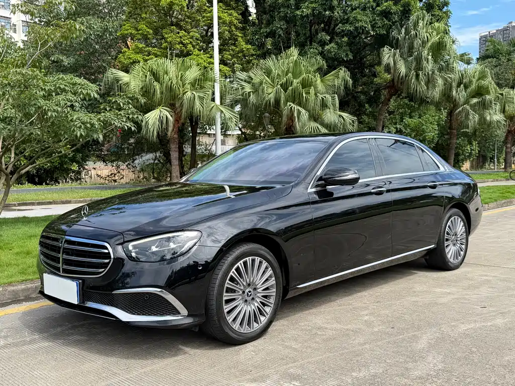 Mercedes-Benz E-Class 2023
