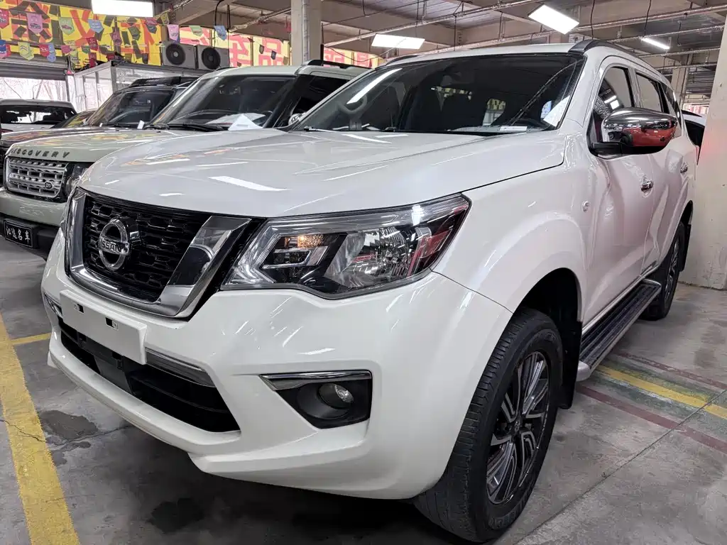 Nissan Terra 2022 — фото 1