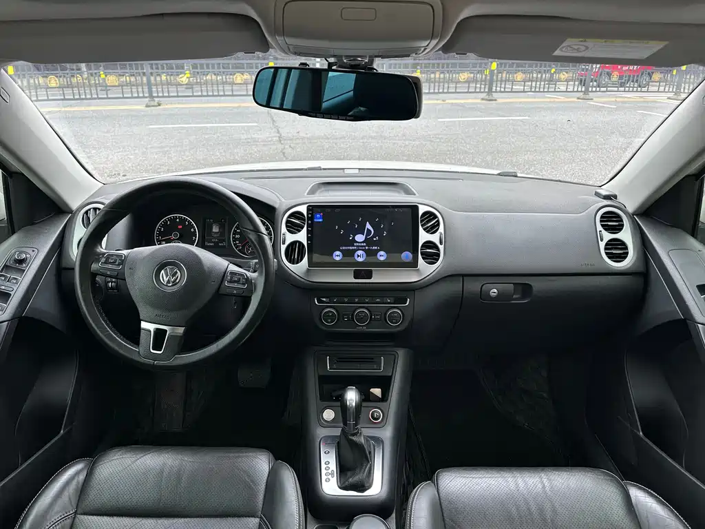 Volkswagen Tiguan 2016 — фото 13