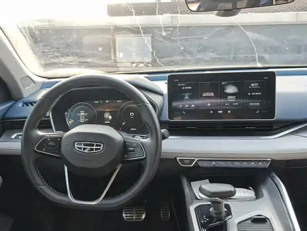 Geely Xingrui 2021
