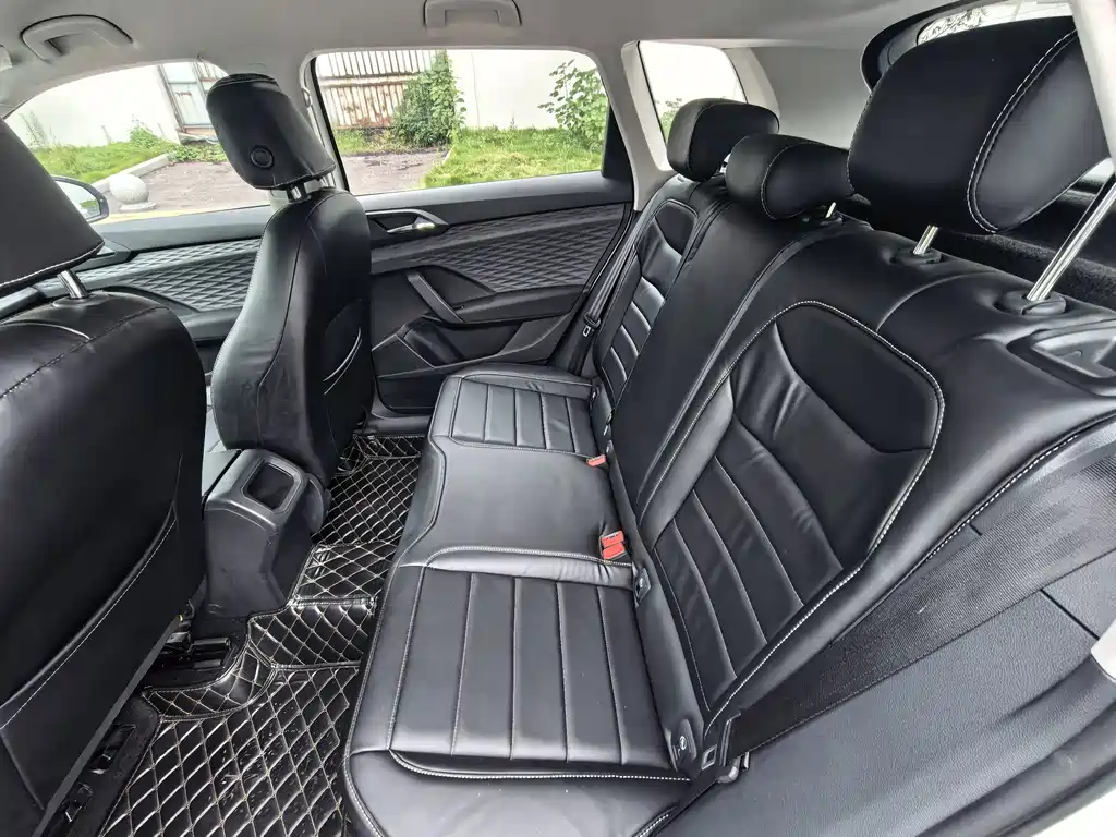 Volkswagen Tharu 2020