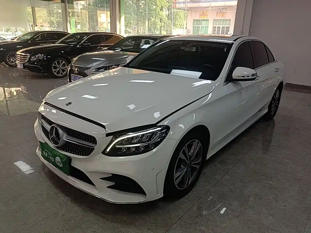 Mercedes-Benz C-Class 2020