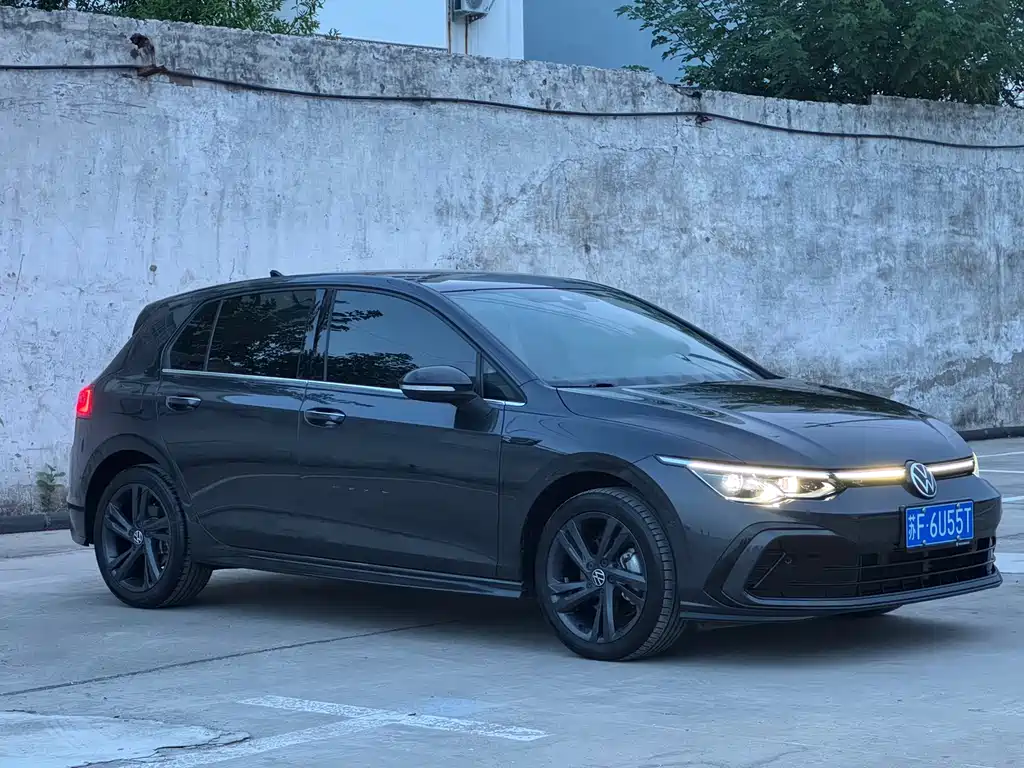 Volkswagen Golf 2022