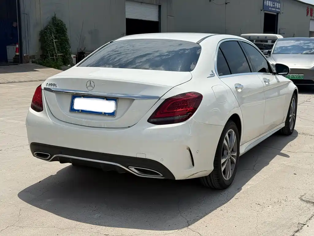 Mercedes-Benz C-Class 2020