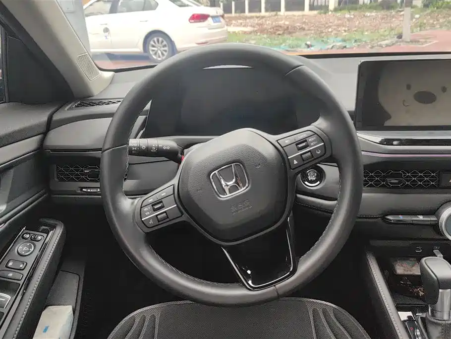 Honda Accord 2025 — фото 15