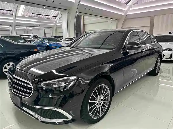 Mercedes-Benz E-Class 2023