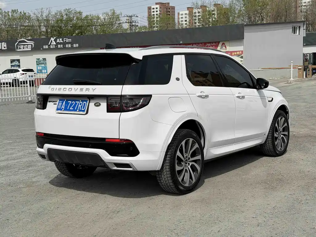 Land Rover Discovery Sport 2022 — фото 10