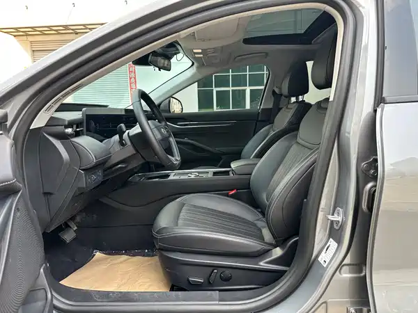 Ford Mondeo 2025