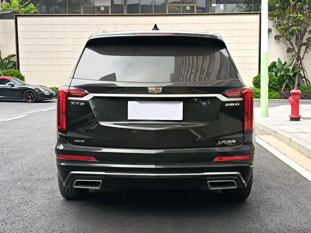 Cadillac XT6 2021 — фото 3