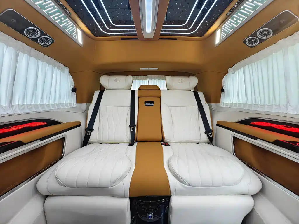 Mercedes-Benz Vito — фото 19
