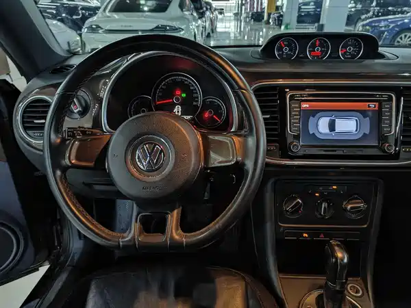 Volkswagen Beetle 2013