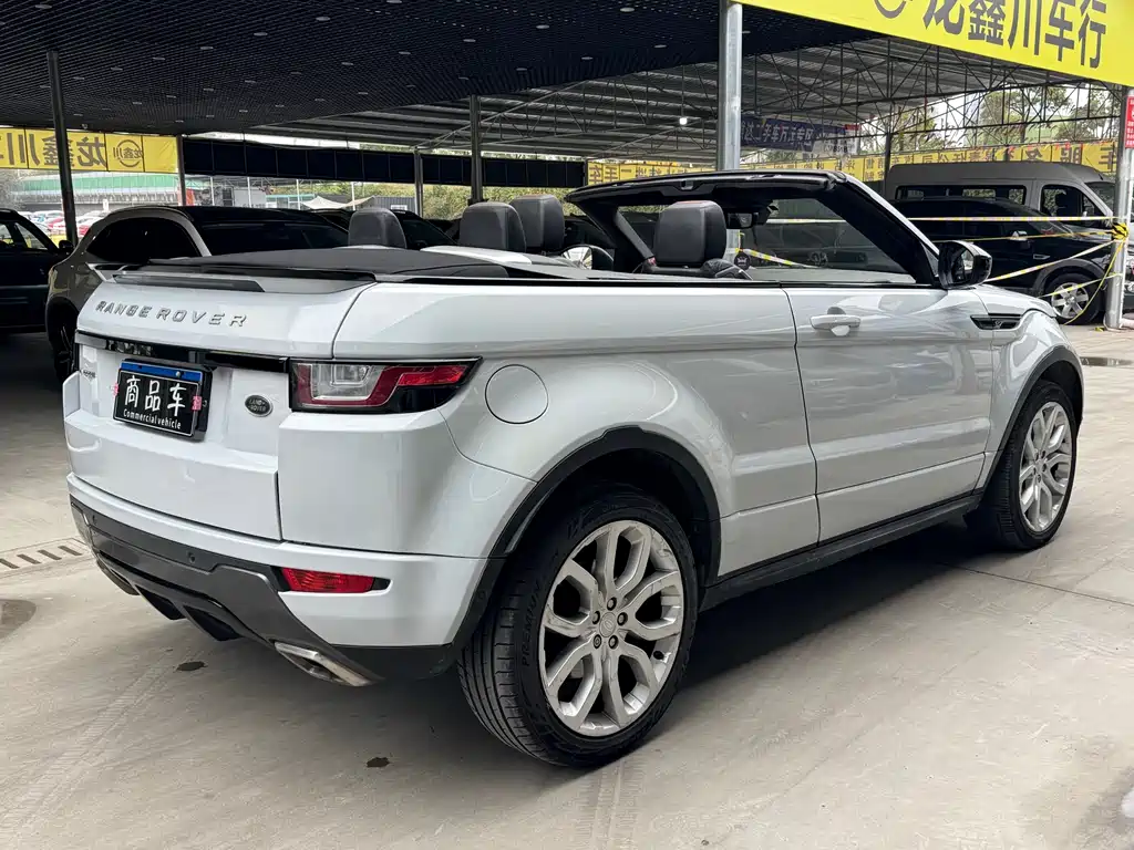 Land Rover Evoque 2018 — фото 15