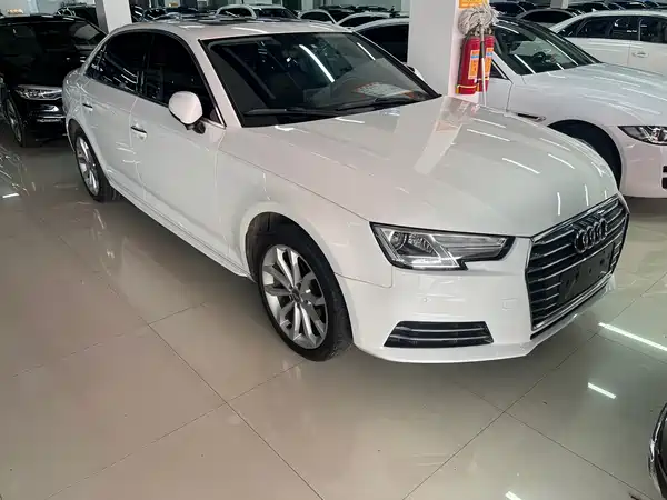 Audi A4L 2018