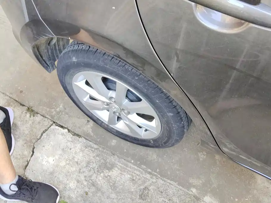 Toyota Yaris L 2015