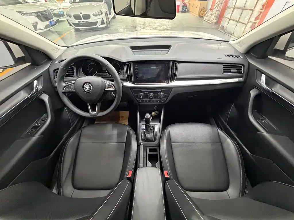 Skoda Kamiq 2021 — фото 11