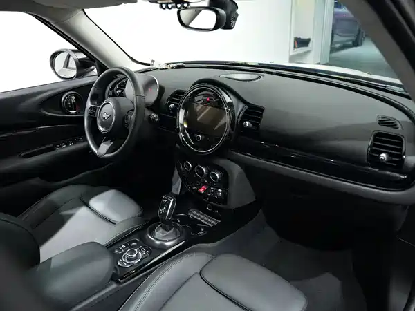 MINI Clubman 2024