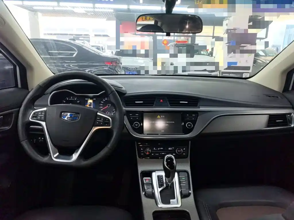 Geely Emgrand GS 2016 — фото 10