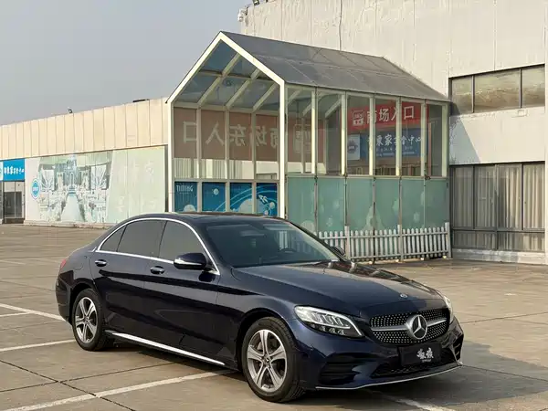 Mercedes-Benz C-Class 2020
