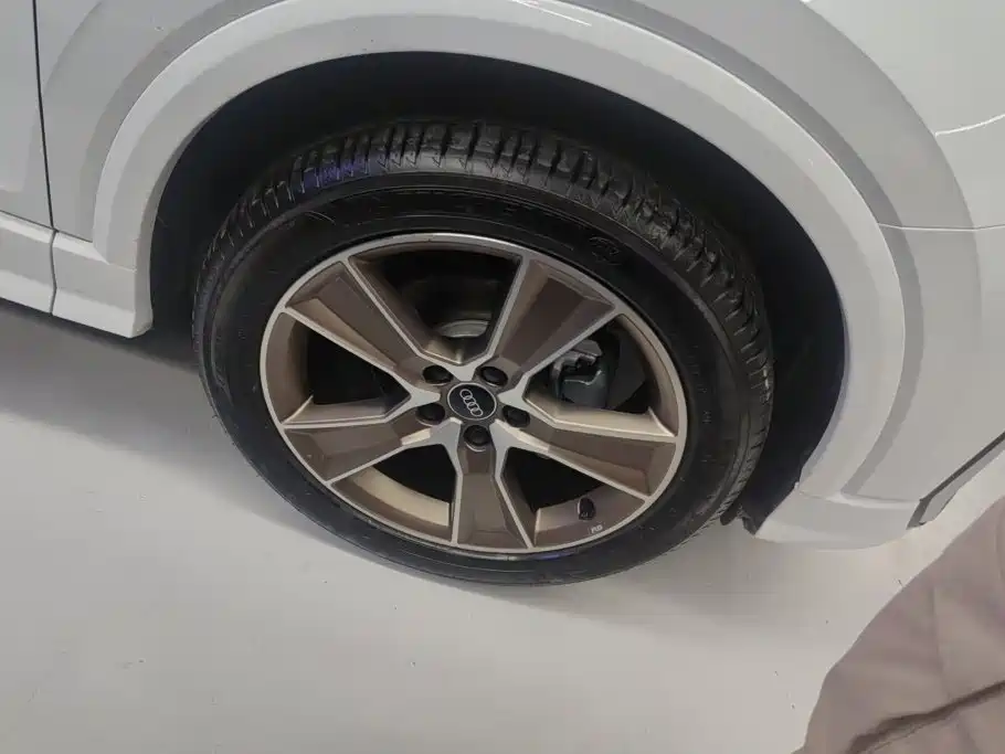 Audi Q2L 2022