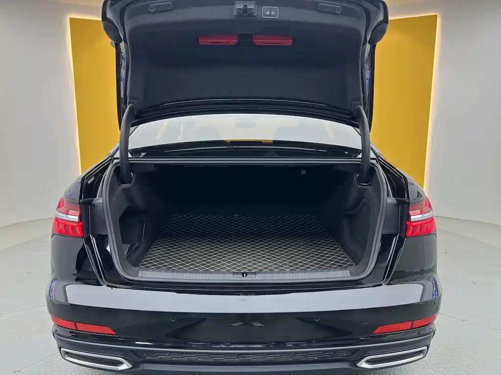 Audi A6L 2020 — фото 28