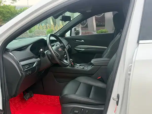 Cadillac XT4 2018
