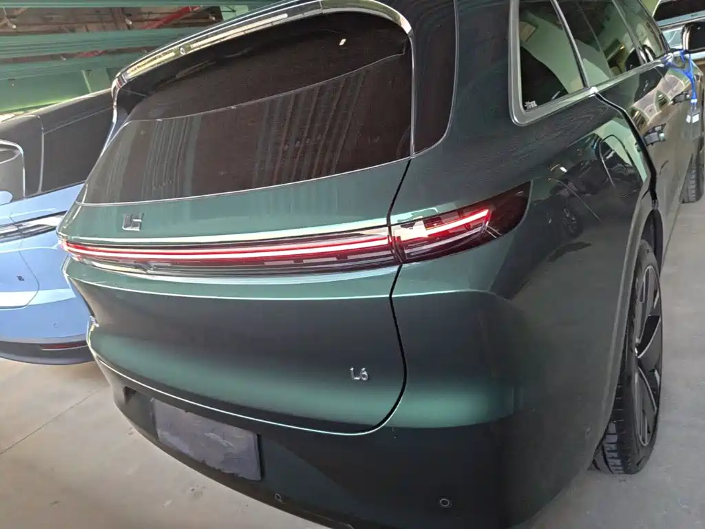Li Auto Li L6 2025