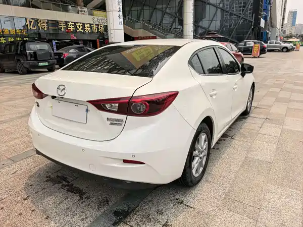 Mazda 3 Axela 2017